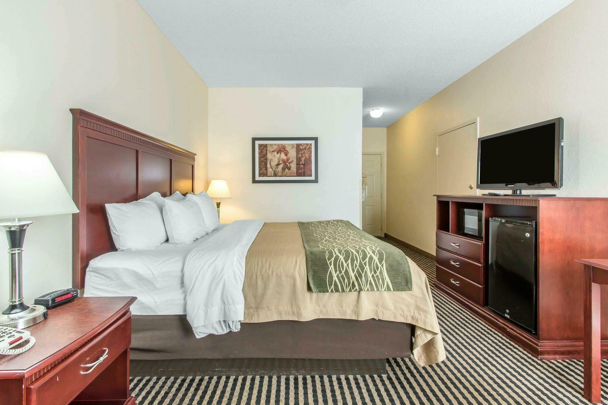 Inn Comfort - Irondale