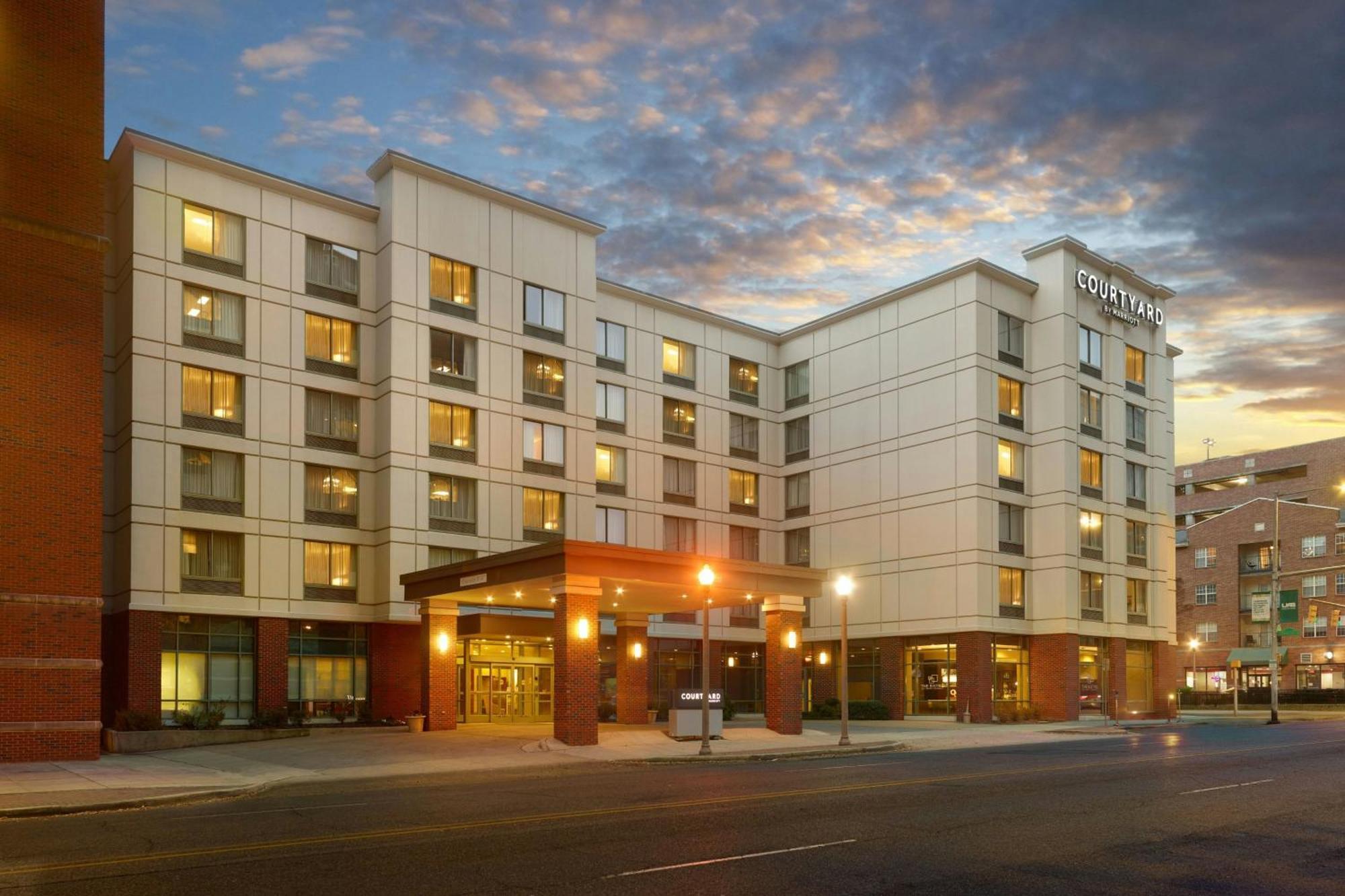 Best Hotels in Five Points South, Birmingham